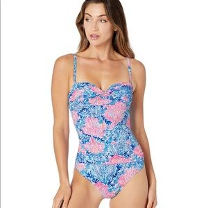 NWT Lilly Pulitzer Layne One-Piece. Color: Resort White Sway With Me. Size 0